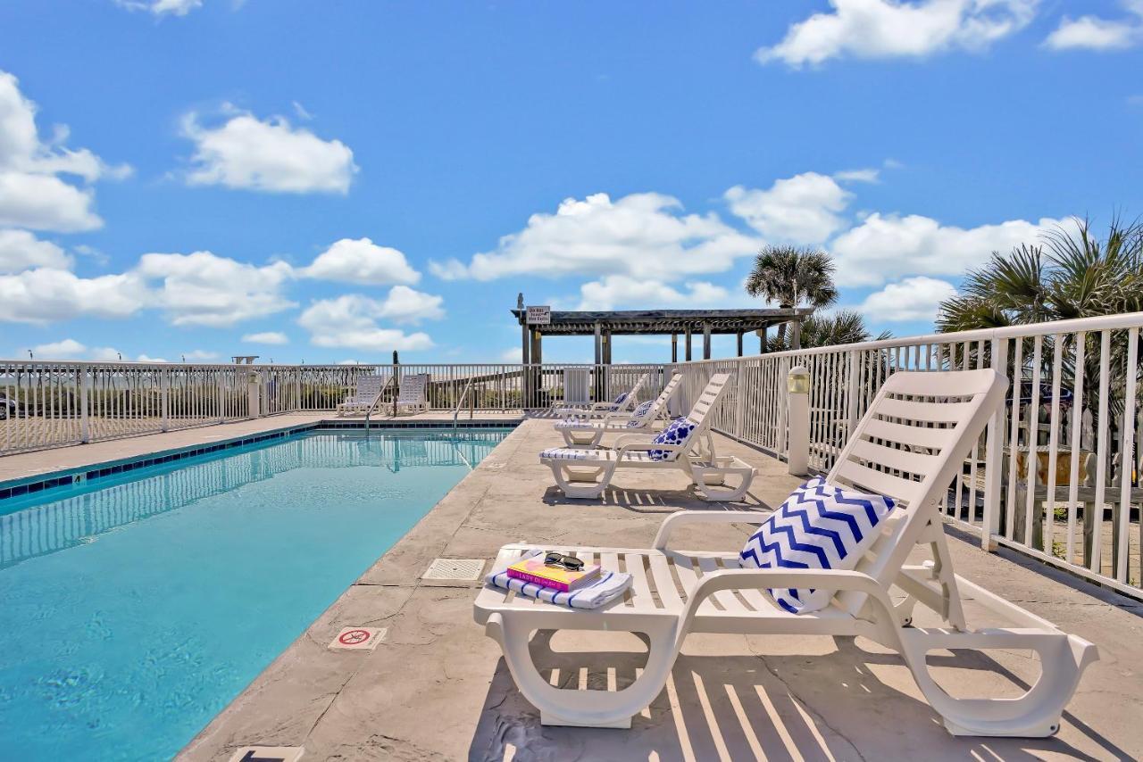 Admiral'S Quarters Motel Kure Beach Eksteriør billede